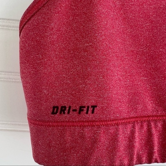 Nike Pro Dri Fit Sports bra Size Small - Picture 3 of 5